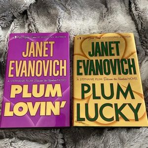 Plum Lovin’ & Plum Lucky By Janet Evanovich Books